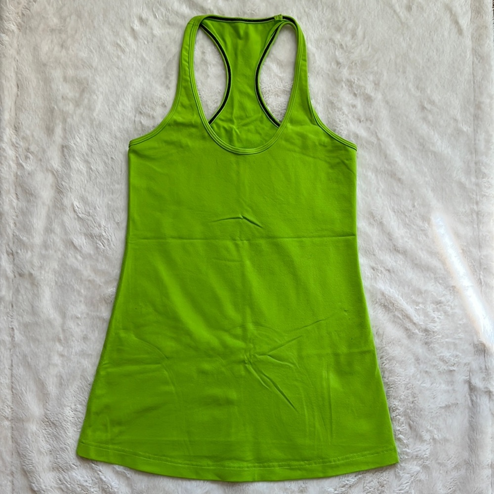 Lululemon tank top